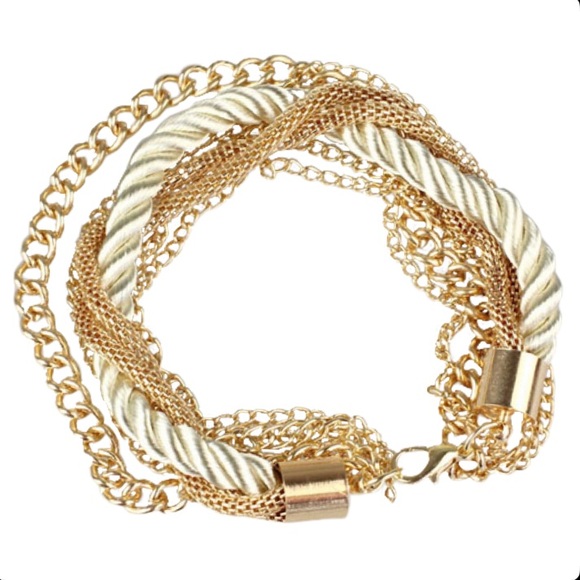 🆕 Cream Gold layered bracelet - Picture 2 of 3